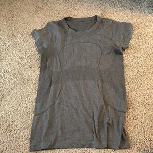 Lululemon Swiftly tech short sleeve size 8